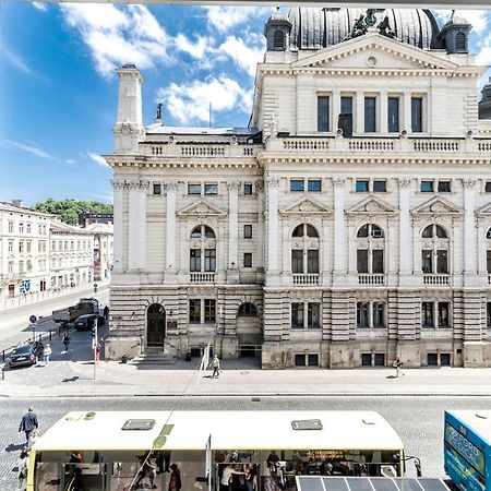 Opera House Apartment 2 Lviv Extérieur photo
